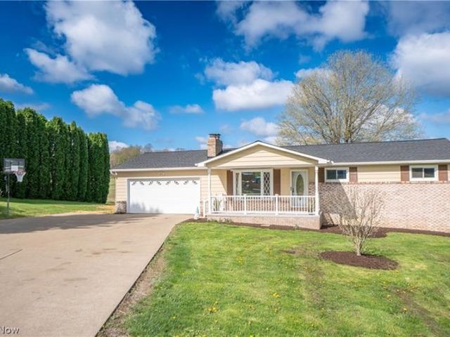 House for sale in Malvern, Ohio