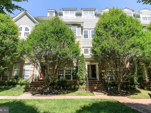 Condo for sale in Virginia