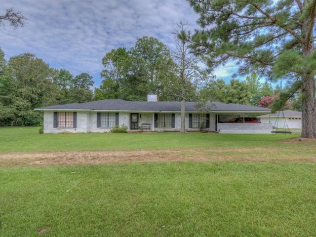 House for sale in Coushatta, Louisiana