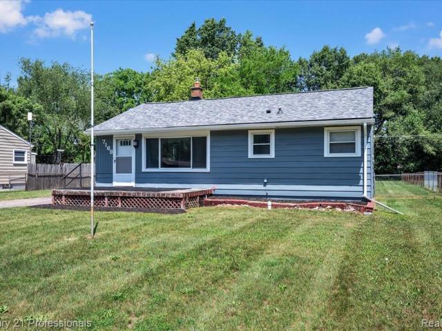House for sale in Waterford, Michigan