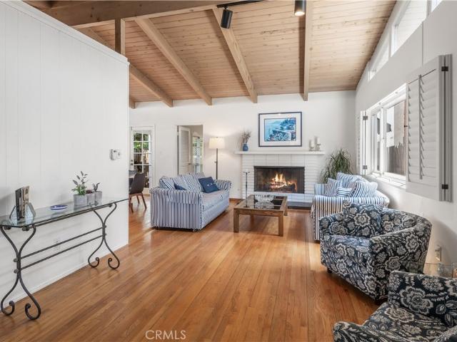 House for sale in Tree Section, Manhattan Beach