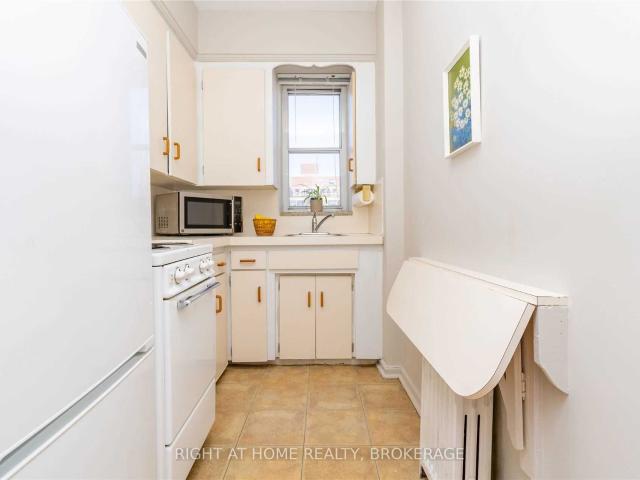 Condo for sale in Woburn, Ontario