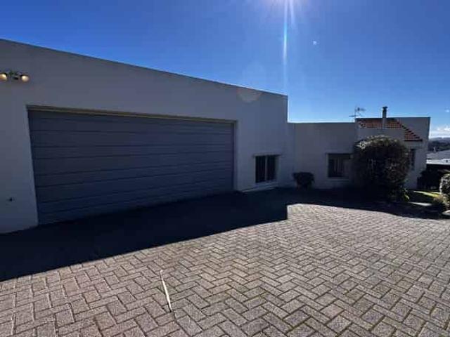 House for rent in Acacia Bay, Waikato