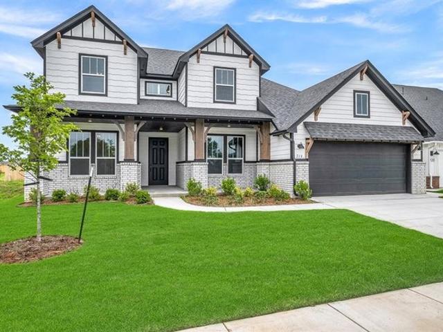 House for sale in Yukon, Oklahoma