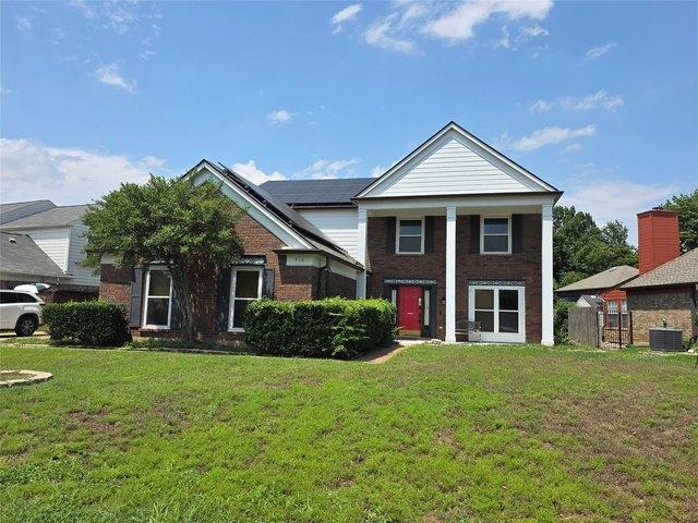 House for sale in Hurst, Texas