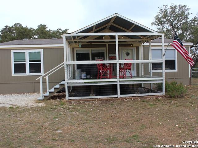 House for sale in Pipe Creek