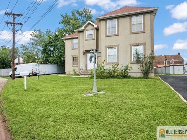 House for sale in Perth Amboy, New Jersey