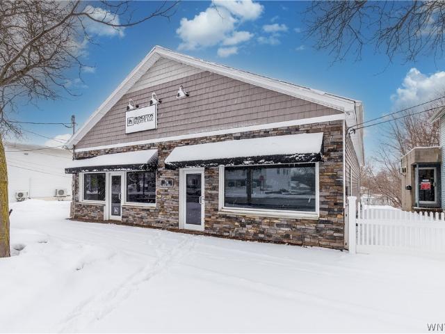 Commercial for sale in Niagara, New York