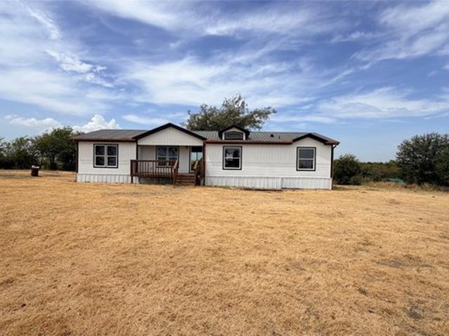 House for sale in Wise, Texas