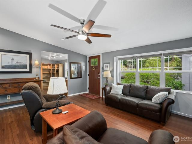 House for sale in Thurston, Washington