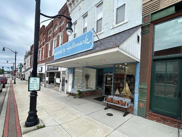 Commercial for sale in Petersburg, Indiana