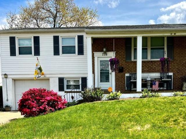Townhouse for sale in Delaware