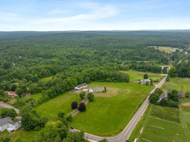 House for sale in Pownal, Maine