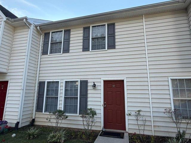 Townhouse for sale in Virginia
