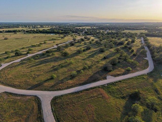 Land for sale in Waelder, Texas