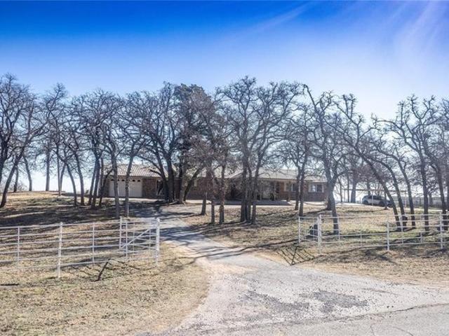 House for sale in Caddo, Oklahoma