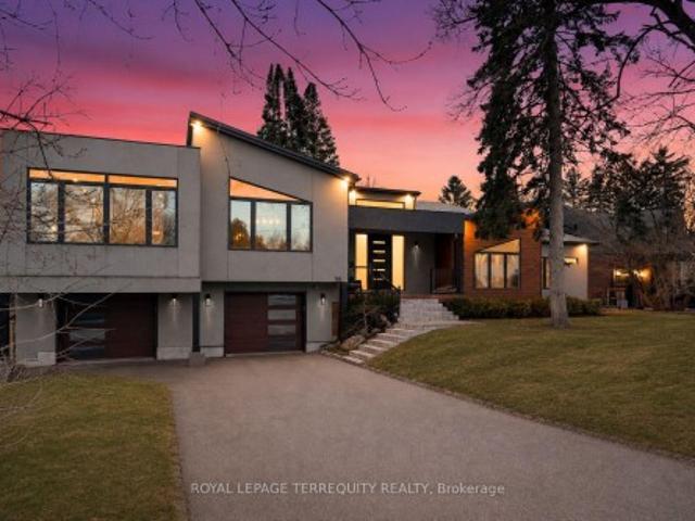 House for sale in Burlington, Ontario