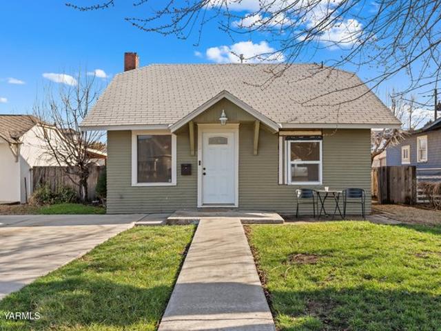 House for sale in Sunnyside, Washington