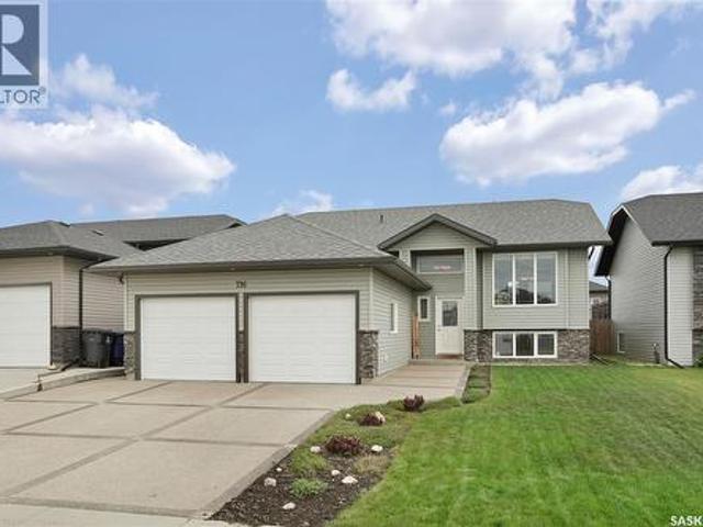 House for sale in Warman, Saskatchewan
