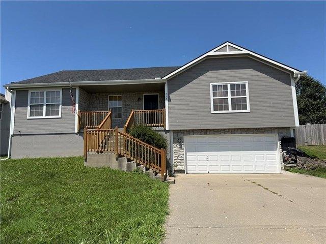 House for sale in Grain Valley, Missouri