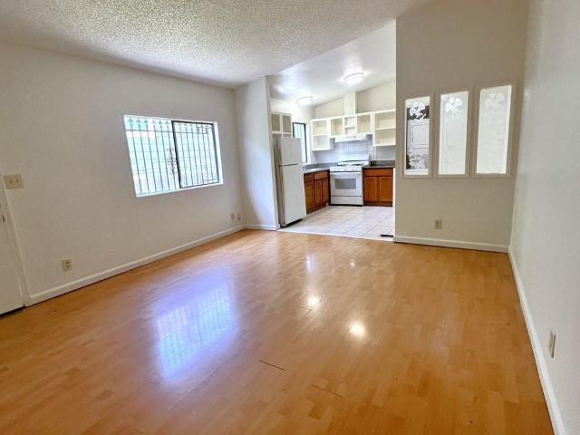 Apartment for rent in Koreatown Northgate, Oakland