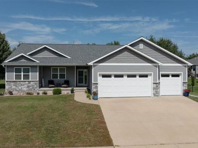 House for sale in Linn, Iowa