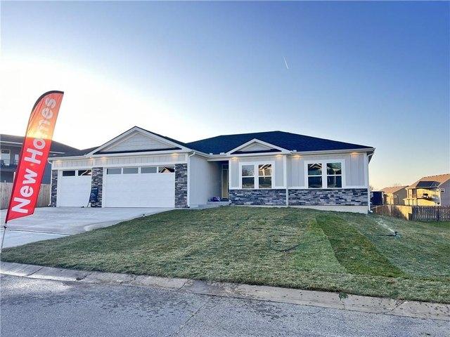 House for sale in Lone Jack, Missouri