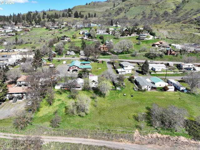 House for sale in Lyle, Washington