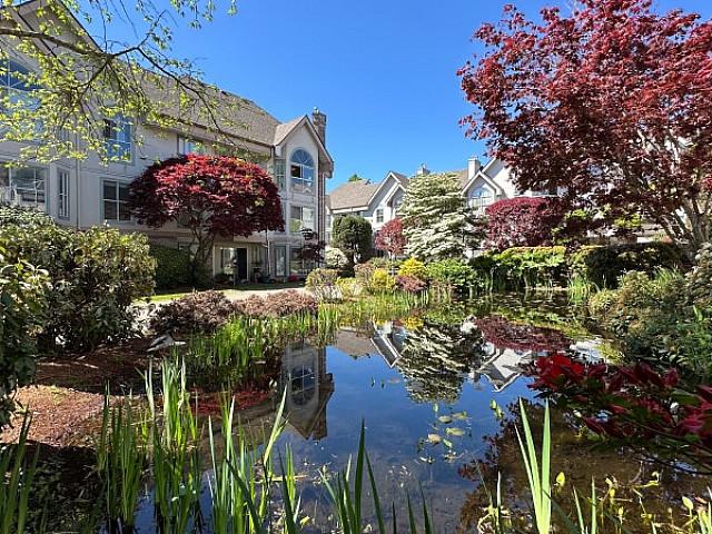 Condo for sale in Surrey, British Columbia