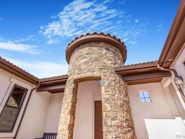 House for sale in Bennett
