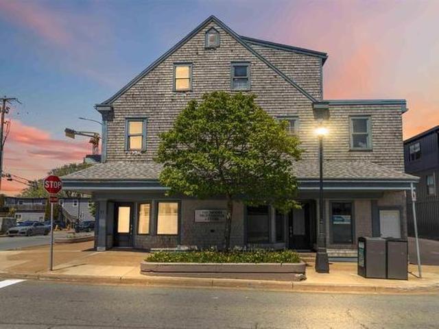 House for sale in Downtown Dartmouth Business District, Dartmouth