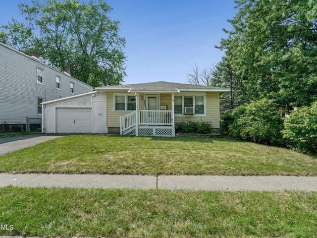 House for sale in Watervliet, New York