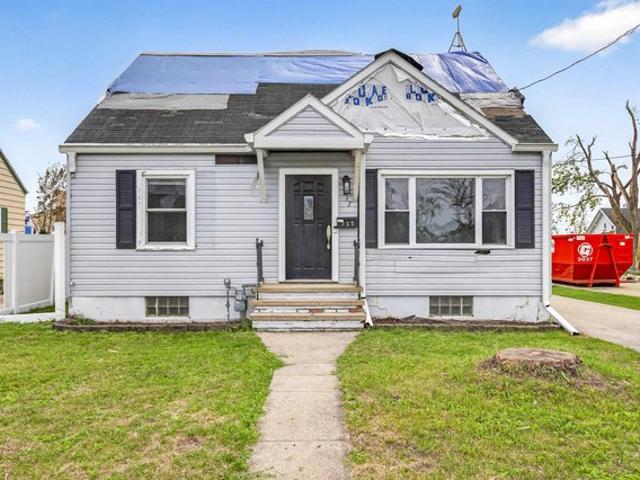 House for sale in Menasha, Winnebago County