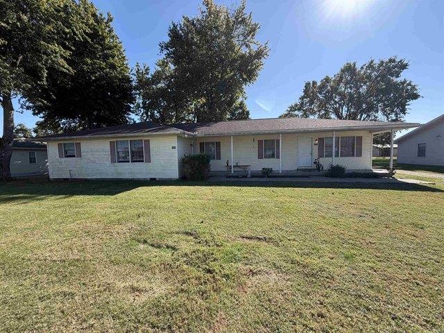 House for sale in Haubstadt, Gibson County
