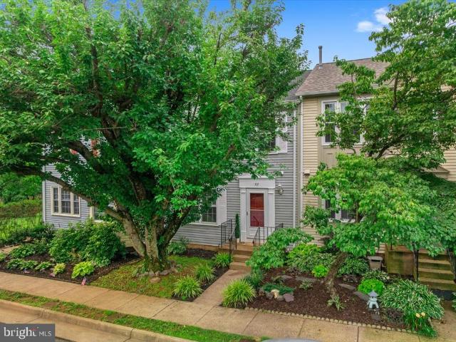 Townhouse for sale in Warrenton