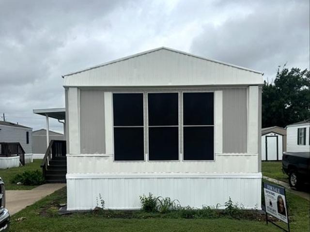 House for sale in Wilmer, Texas