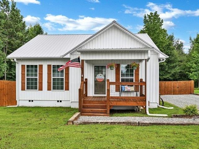 House for sale in Holly Pond, Alabama