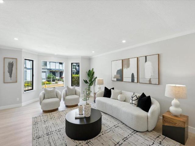 Townhouse for sale in Campbell Townhouse for sale in Campbell