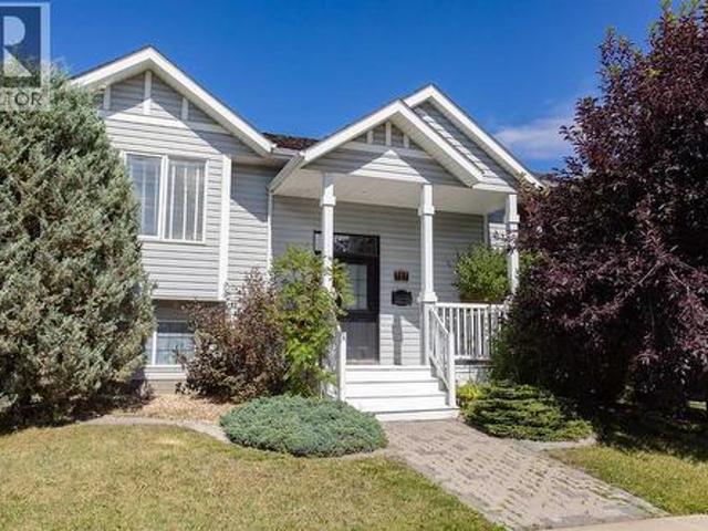 House for sale in Alberta