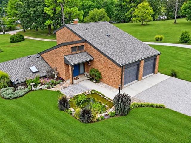 House for sale in Willow Springs, Howell County