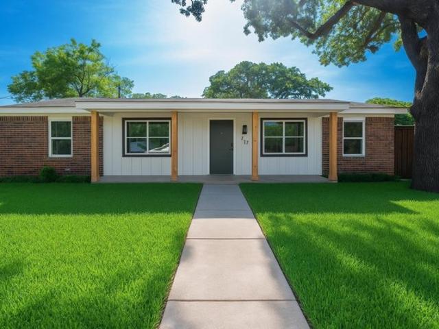 House for sale in Kennedale, Texas