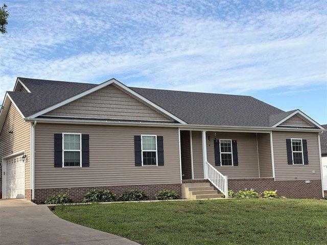 House for sale in Bowling Green, Warren County