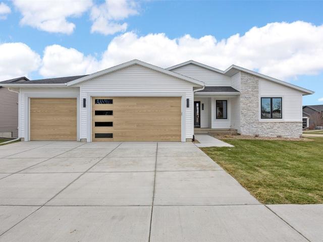 House for sale in Linn, Iowa