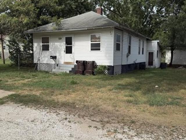 House for sale in Beardstown, Illinois