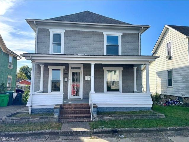 House for sale in Coshocton, Coshocton County