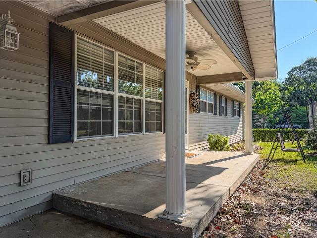 House for sale in Flippin, Marion County
