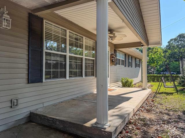 House for sale in Flippin, Marion County