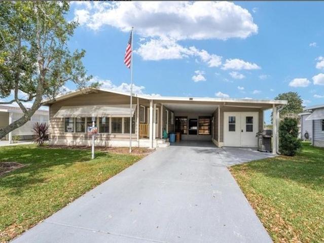 House for sale in Lady Lake, Florida