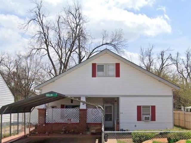 House for sale in Chickasha, Oklahoma