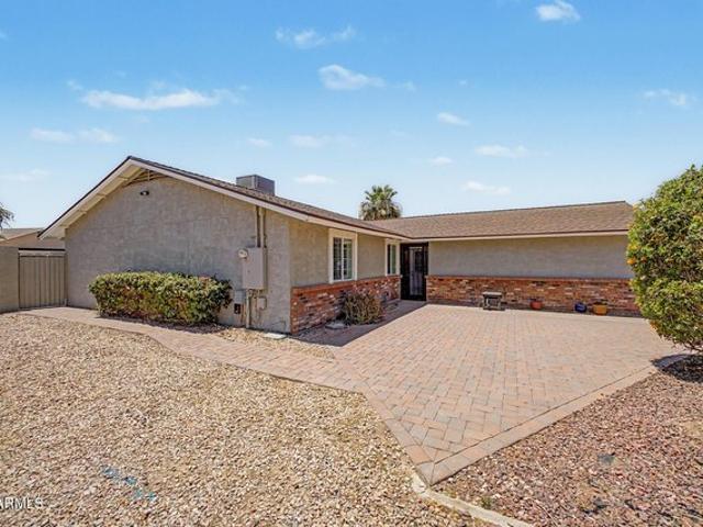 House for sale in Apache Junction, Arizona